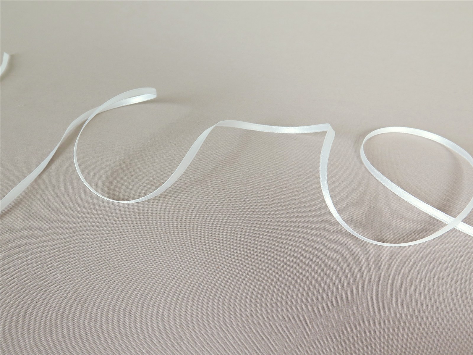 Double Face Satin Ribbon - Plain - 23 Natural - 3 mm