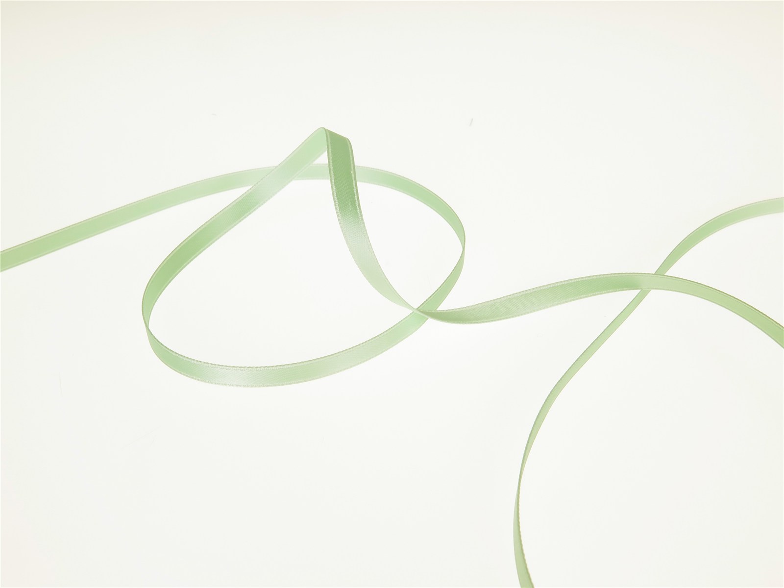 Double Face Satin Ribbon - Plain - 48 Tilleul - 6 mm