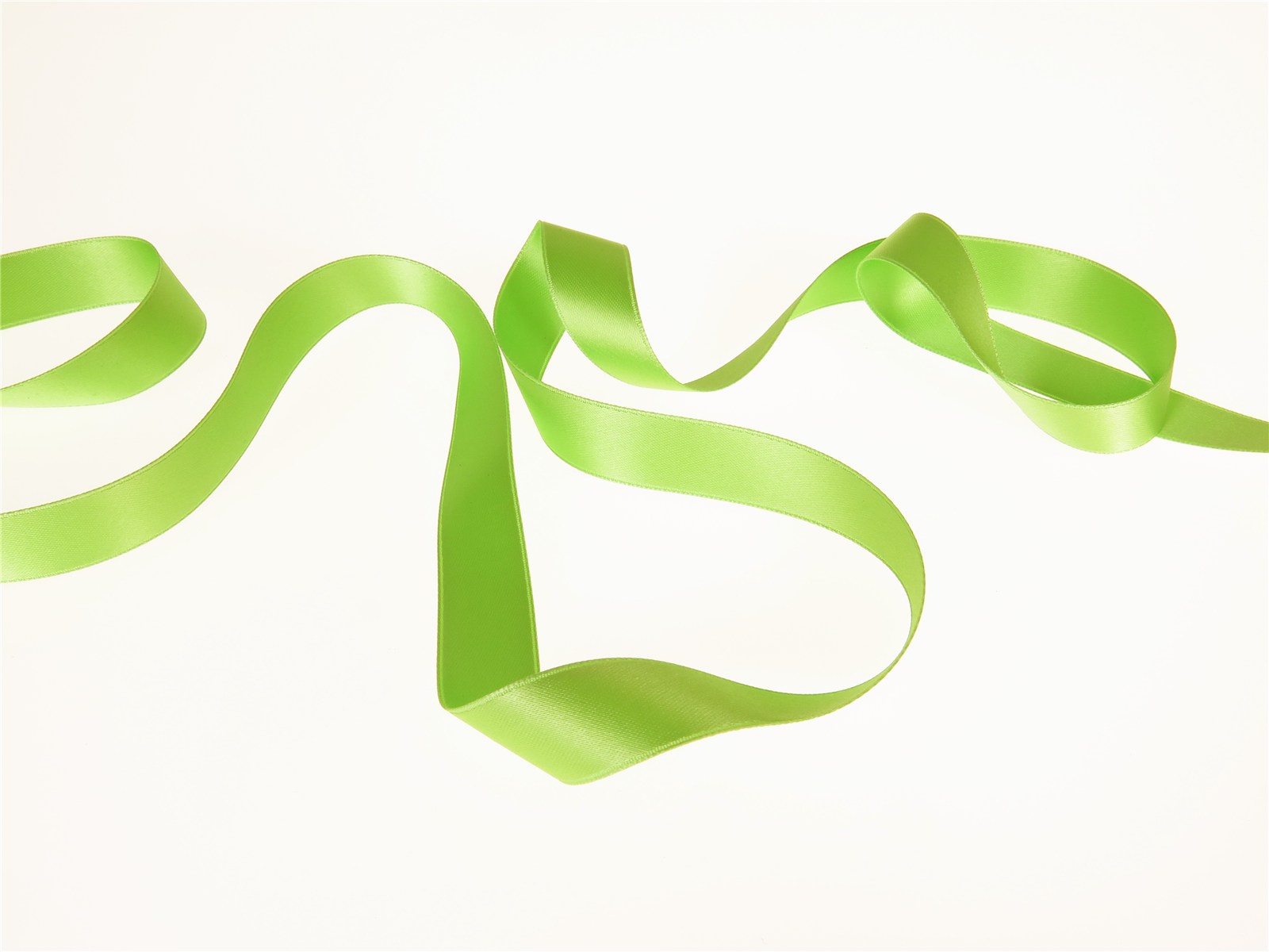 Double Face Satin Ribbon - Plain - 813 Spring Green - 16 mm