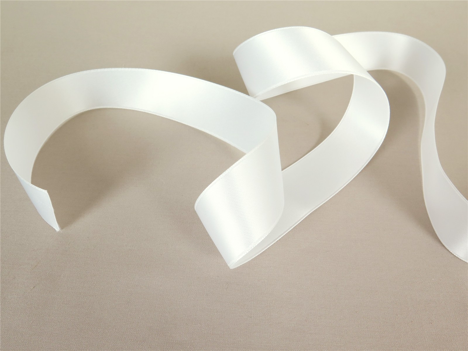 Double Face Satin Ribbon - Plain - 23 Natural - 25 mm