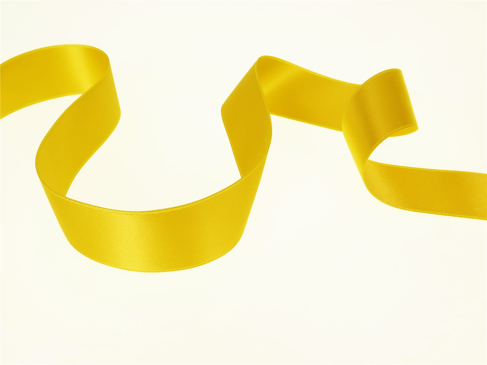 Double Face Satin Ribbon - Plain - 45 Gold - 25 mm