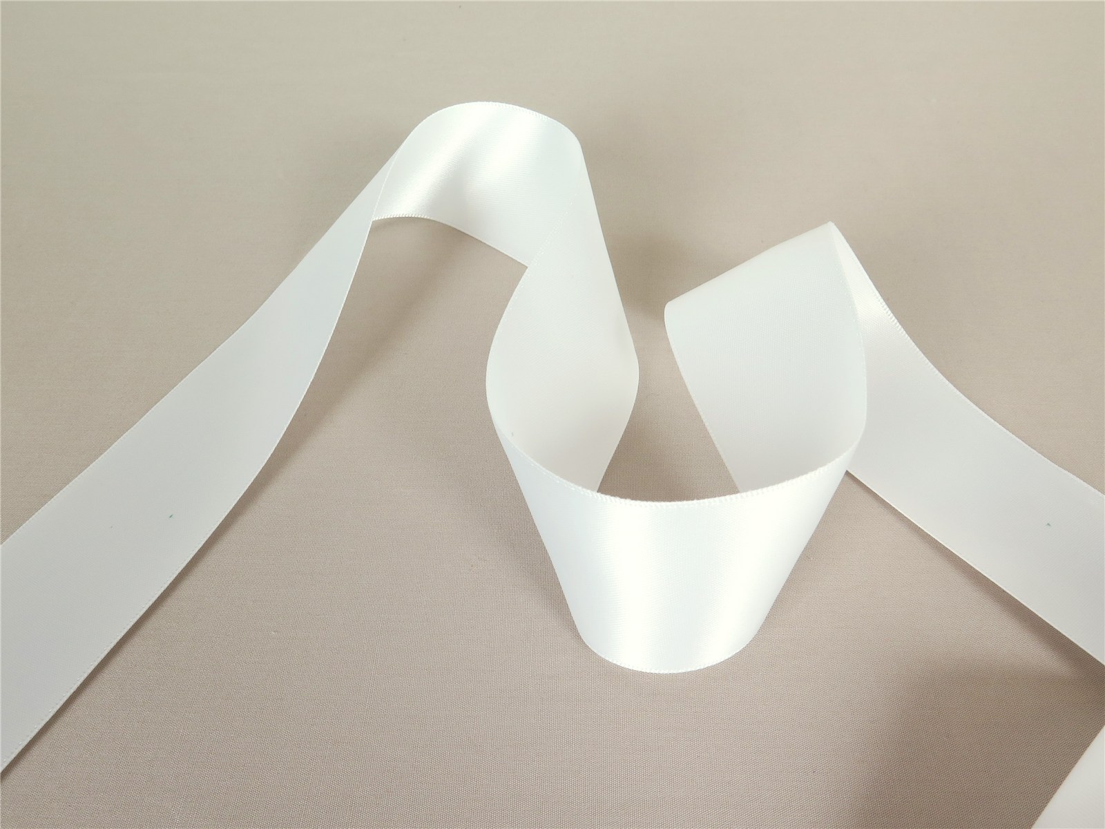 Double Face Satin Ribbon - Plain - 23 Natural - 40 mm