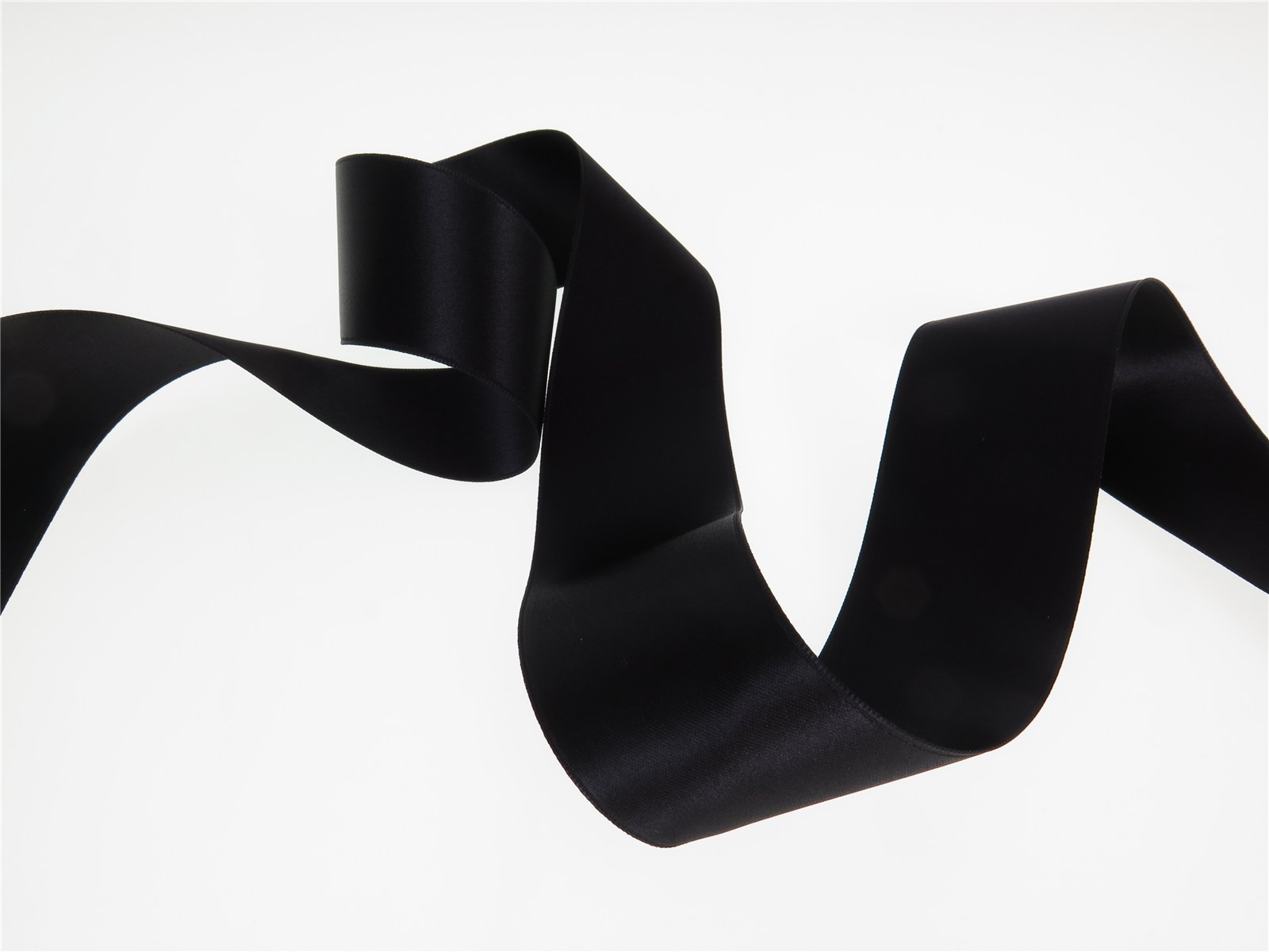 Double Face Satin Ribbon - Plain - 725 Noir - 40 mm