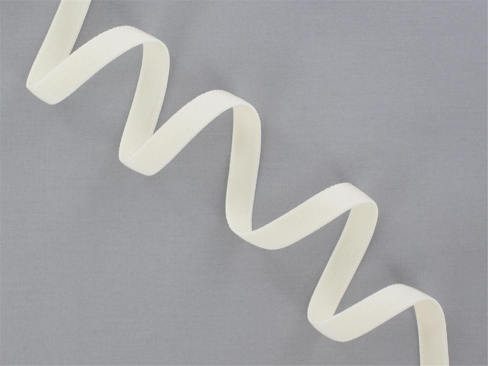Satin Ribbon - stretch - Plain - Champagne - 10 mm