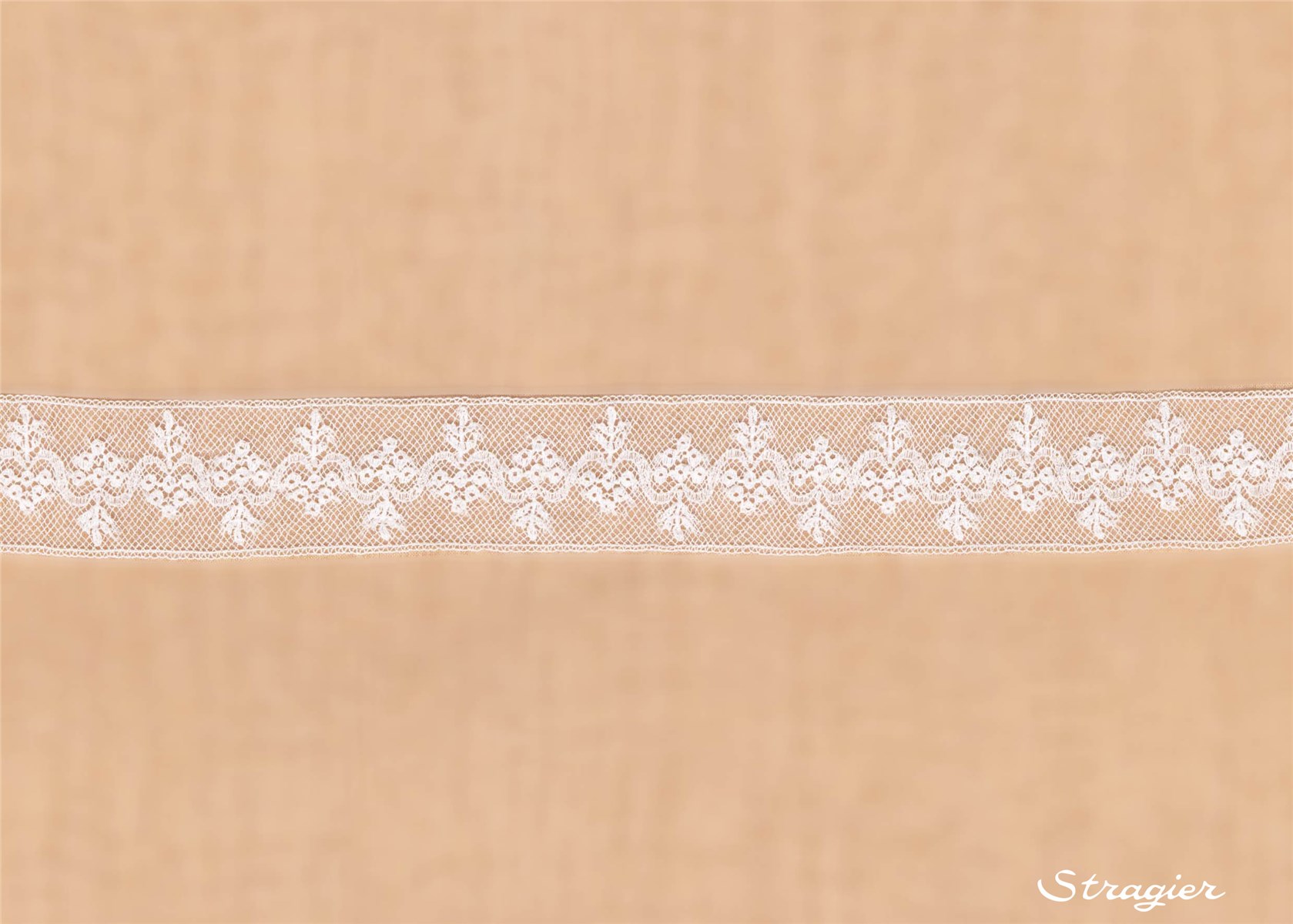 Fine Dentelle à l'ancienne - 011298 - Blanc - 26 mm