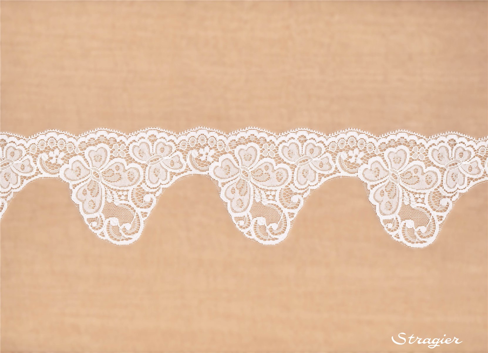 Lace Trim - Butterfly - Ivoire - 90 mm
