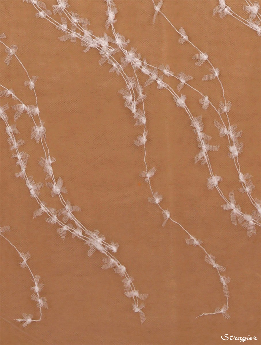 Tulle Brodé - Duvet - Porcelaine Stragier 