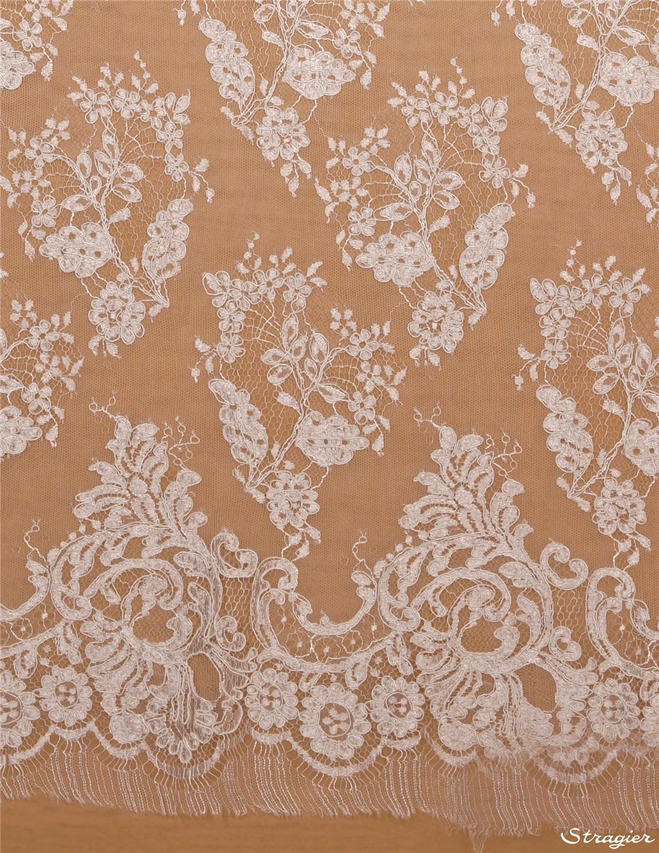 Dentelle brodée au cordonnet - Esquisse - Ivoire Stragier - 150 cm