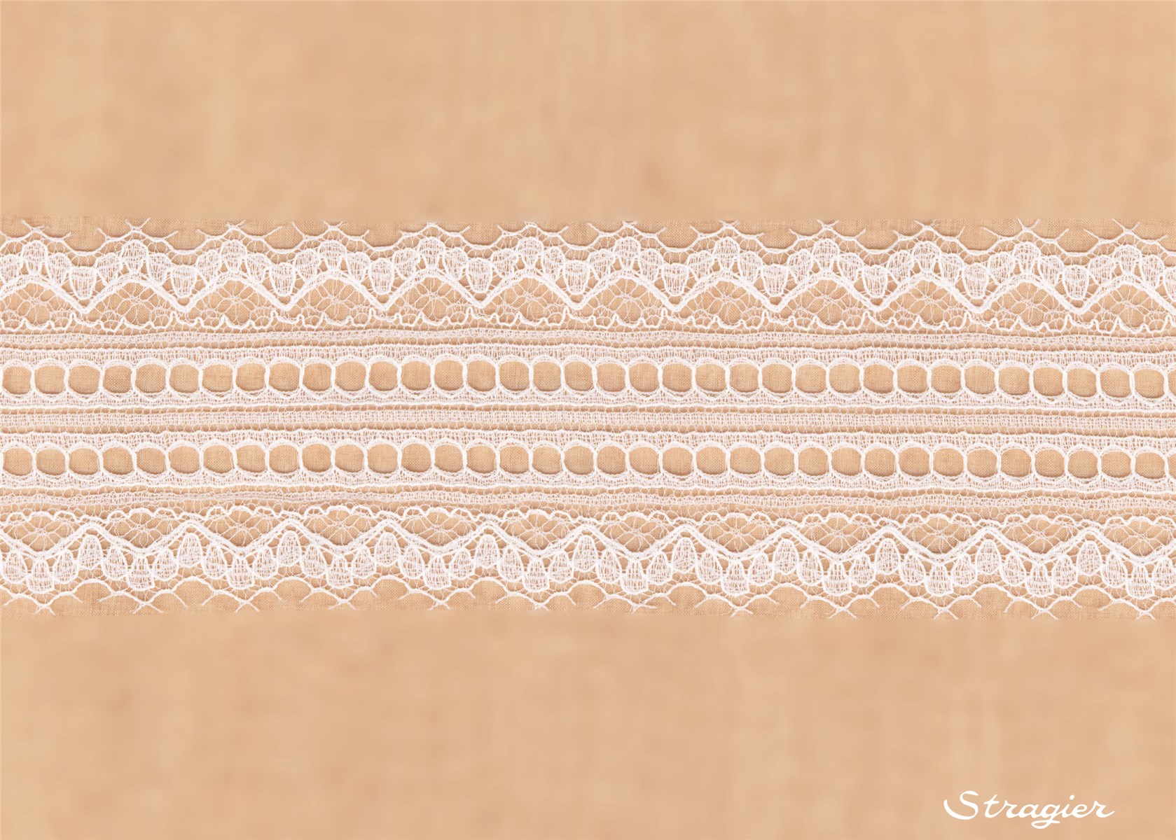 Dentelle de Calais Chantilly - Passilla - Ivoire clair Stragier - 70 mm
