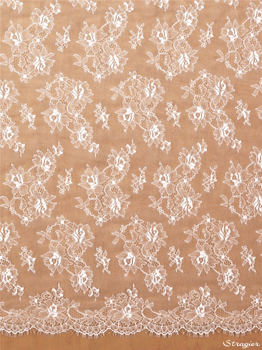 Calais Lace - Palmire - Stragier pale Ivory - 90 cm