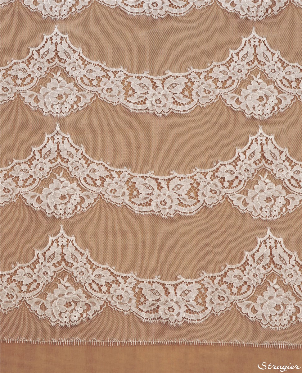 Calais Lace - Delia - Stragier Pale Ivory - 90 cm