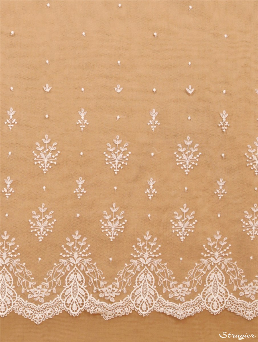 fine Cotton Embroidery on sheer Tulle - Persepolis - Ivoire clair Stragier - 140 cm