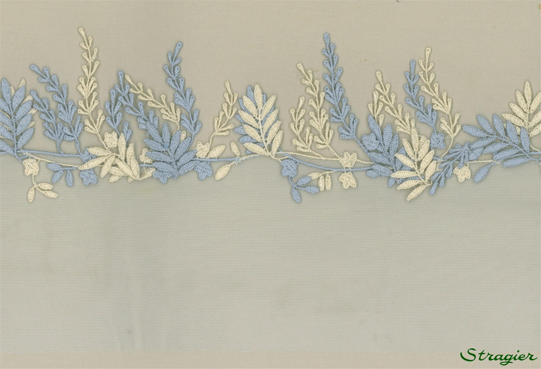 Galon brodé de motifs libres - Digi - Nuage - 8 cm