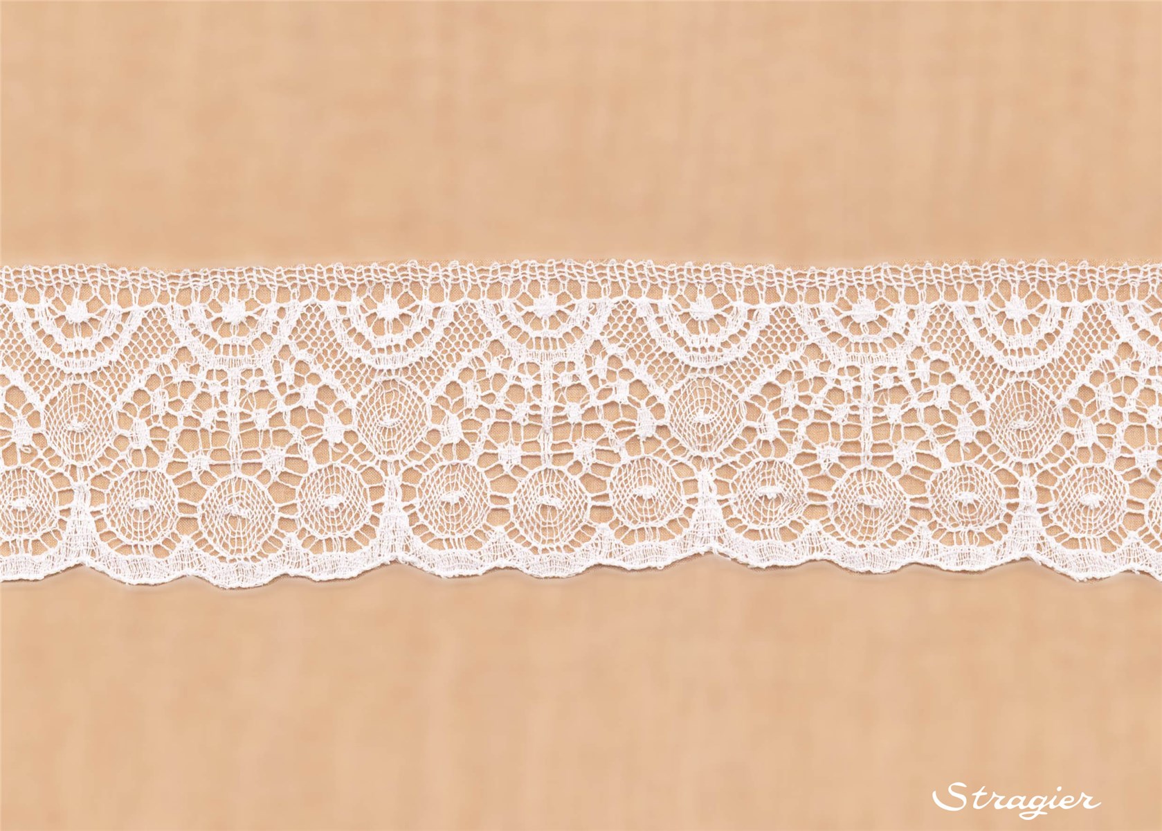 Bord de Dentelle - Emy - Porcelaine Stragier - 57 mm