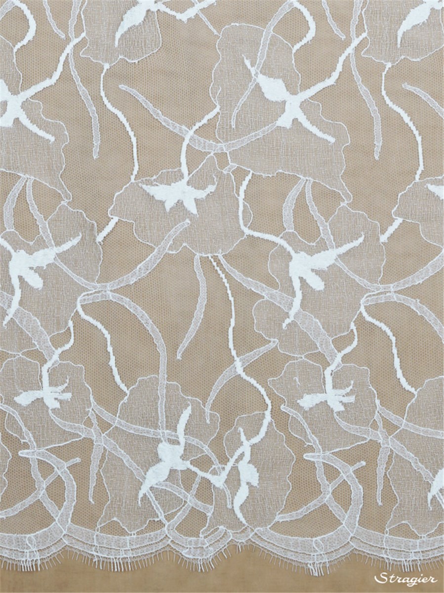Chantilly Lace - Nymphea - Stragier Ivory - 90 cm