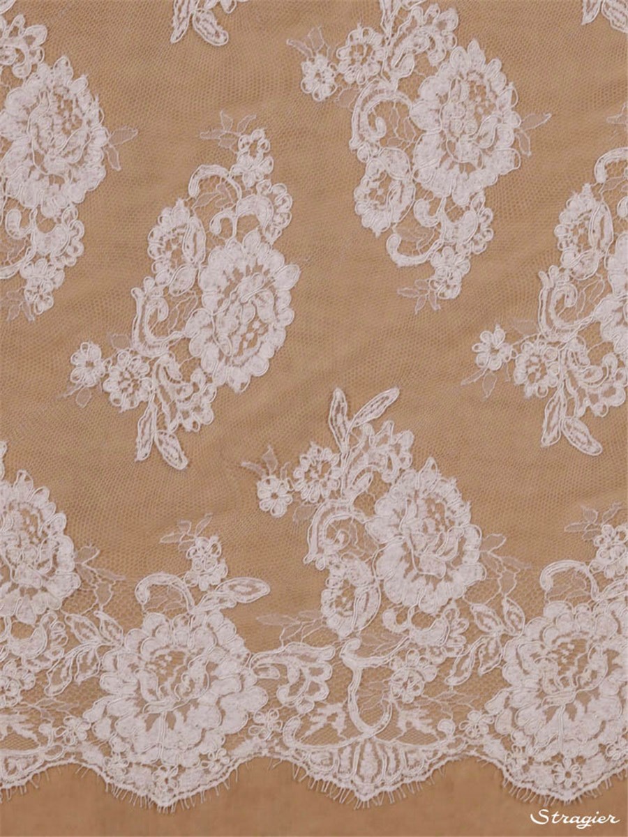 Calais Lace embroidered with a cord underlining - Donnie - Stragier Ivory - 90 cm