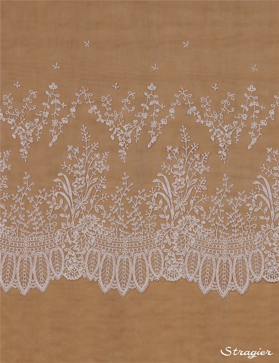 Broderie fine Coton sur Tulle invisible - Idylia - Ivoire clair Stragier - 30 cm