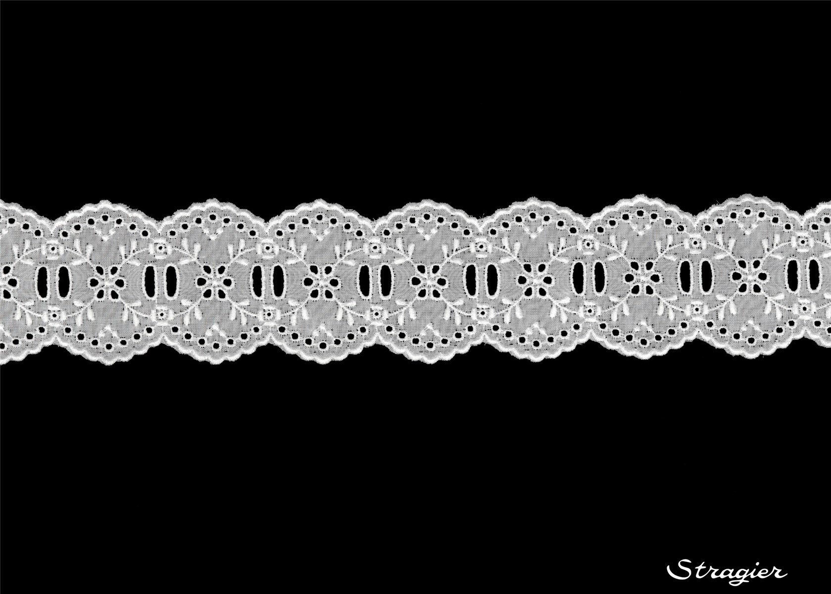 Broderie anglaise - Galon - 012154 - Blanc - 40 mm