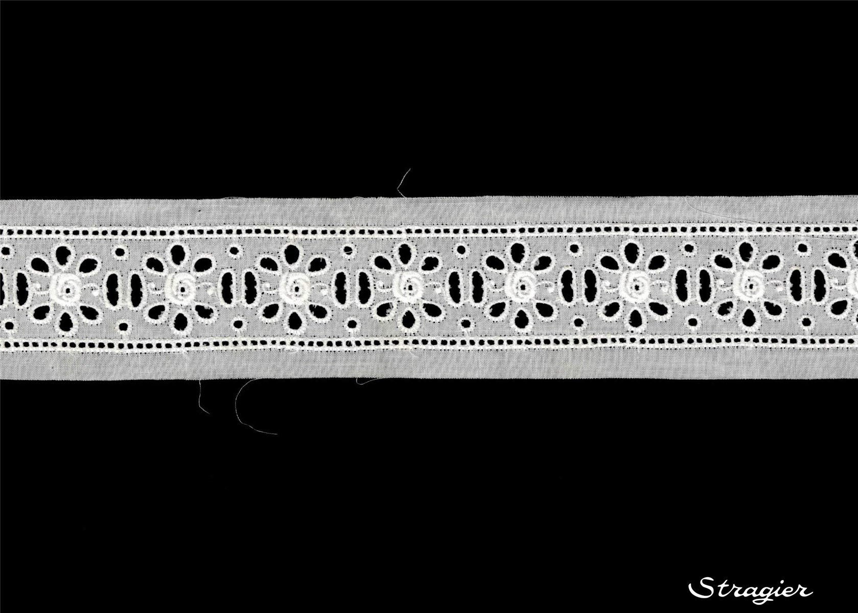 Cotton Eyelet Lace Trim - 012186 - Blanc - 45 mm-30 mm