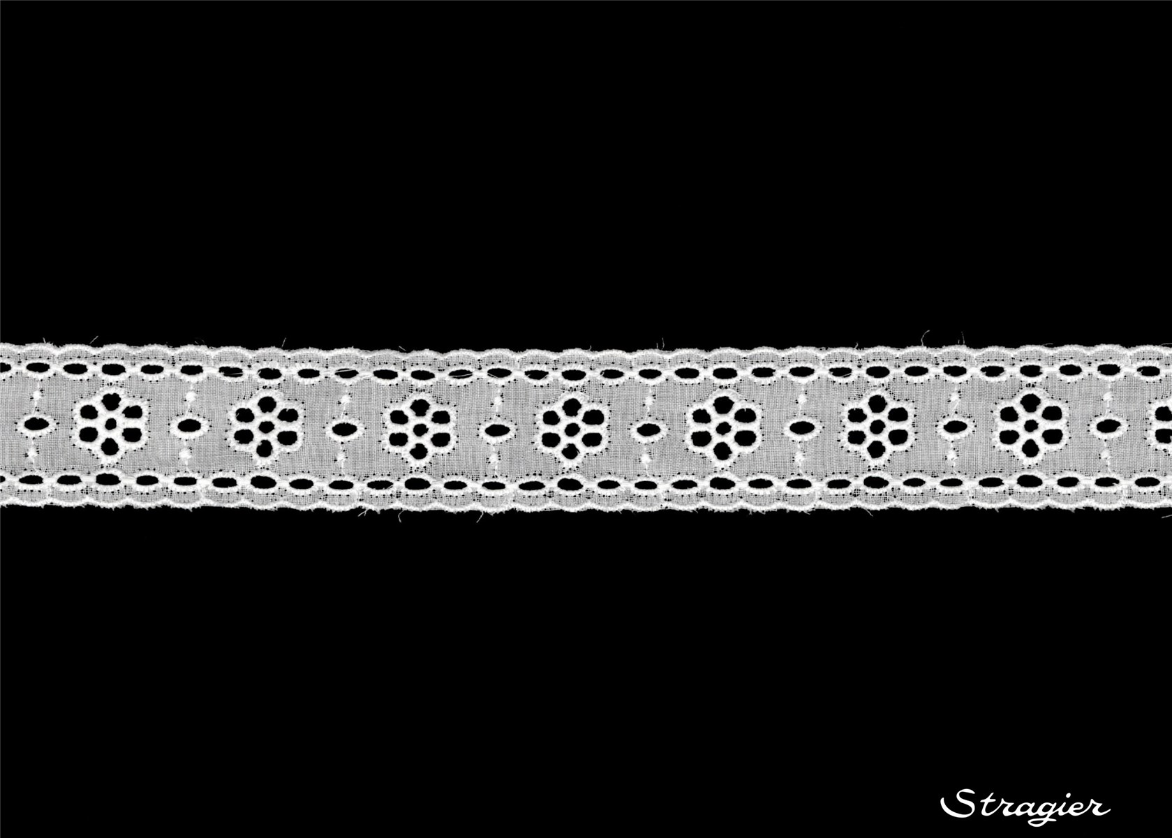 Cotton Eyelet Lace Trim - 012195 - Blanc - 30 mm