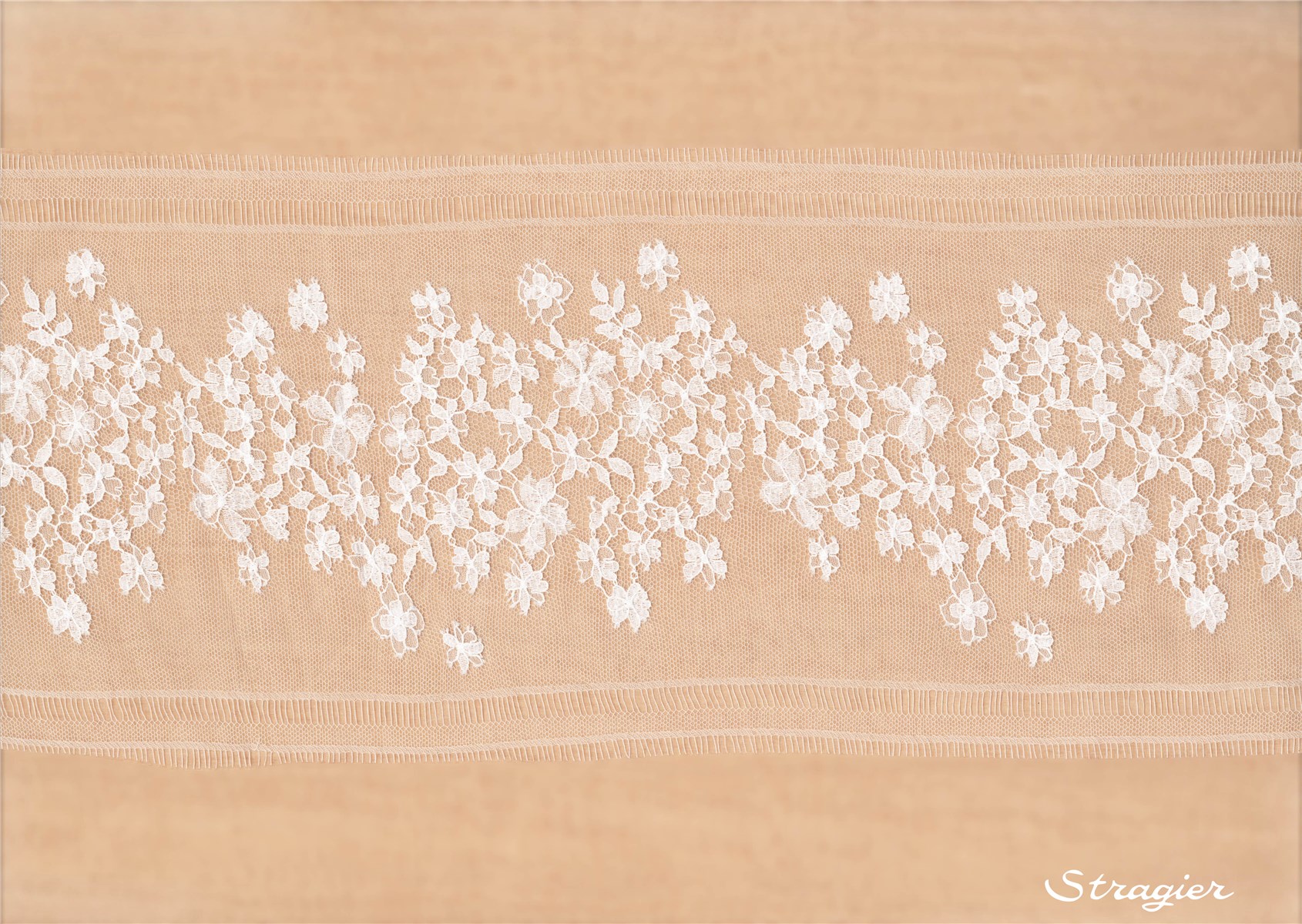 Dentelle Chantilly - Ophélie - Porcelaine Stragier - 15 cm