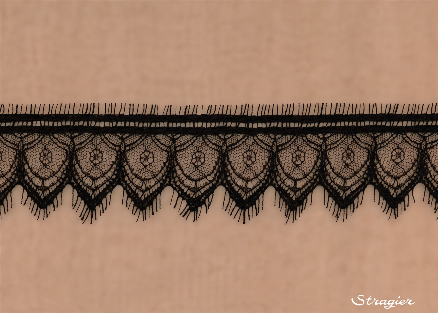 Dentelle Chantilly - Reims - Noir - 5 cm