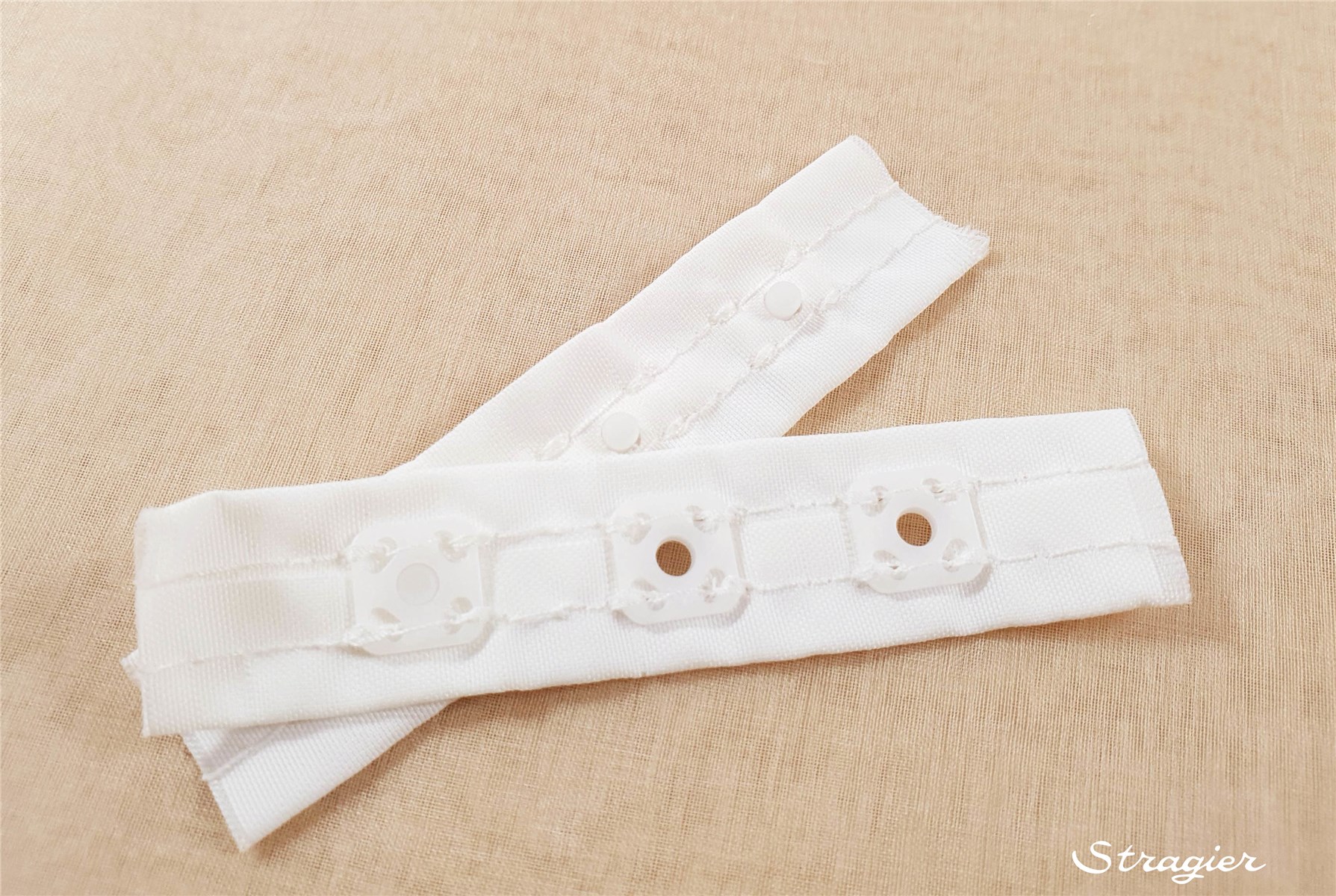 Pressions Body - 3 pressions sur 75 mm - Blanc 