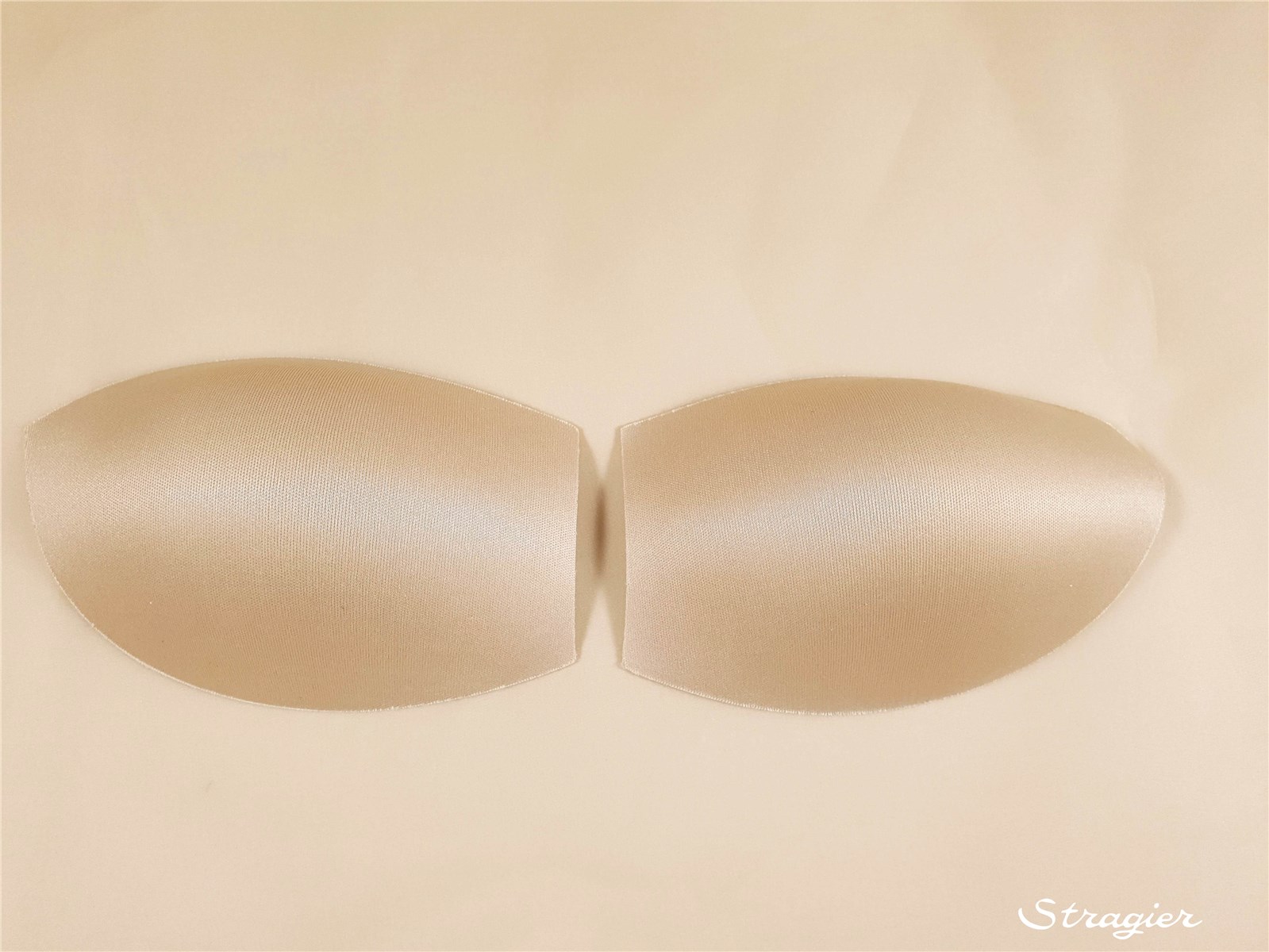 Molded Cups - Finesse - Peau - 65B 