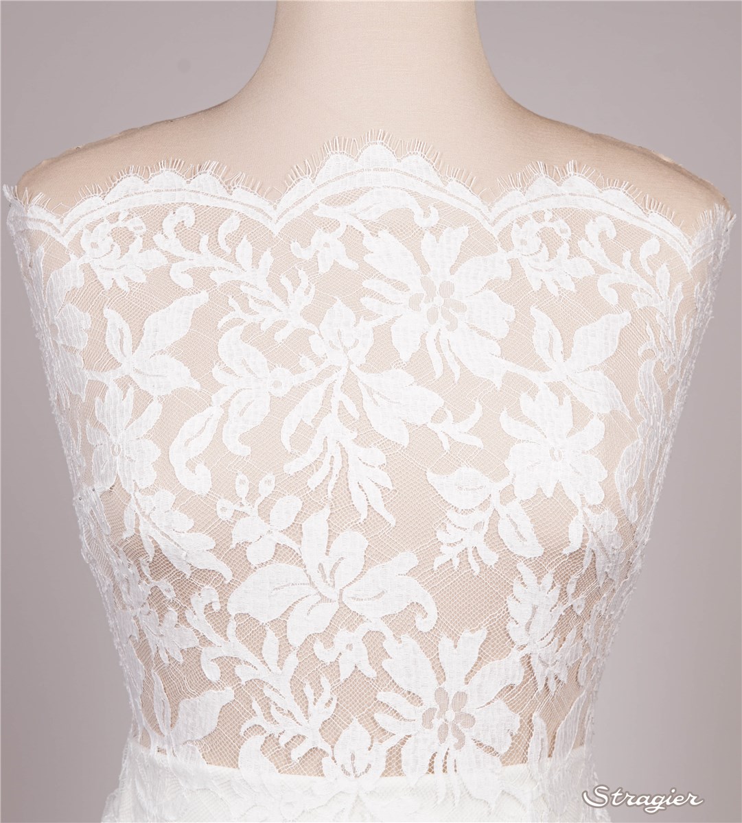 Calais Lace - Nellie - Stragier Pale Ivory - 90 cm