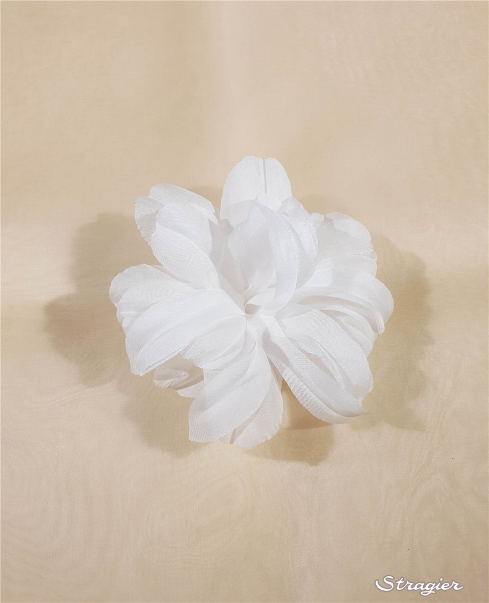 Fleur en Soie - faite main - Cacille - Ivoire clair Stragier - 10 cm