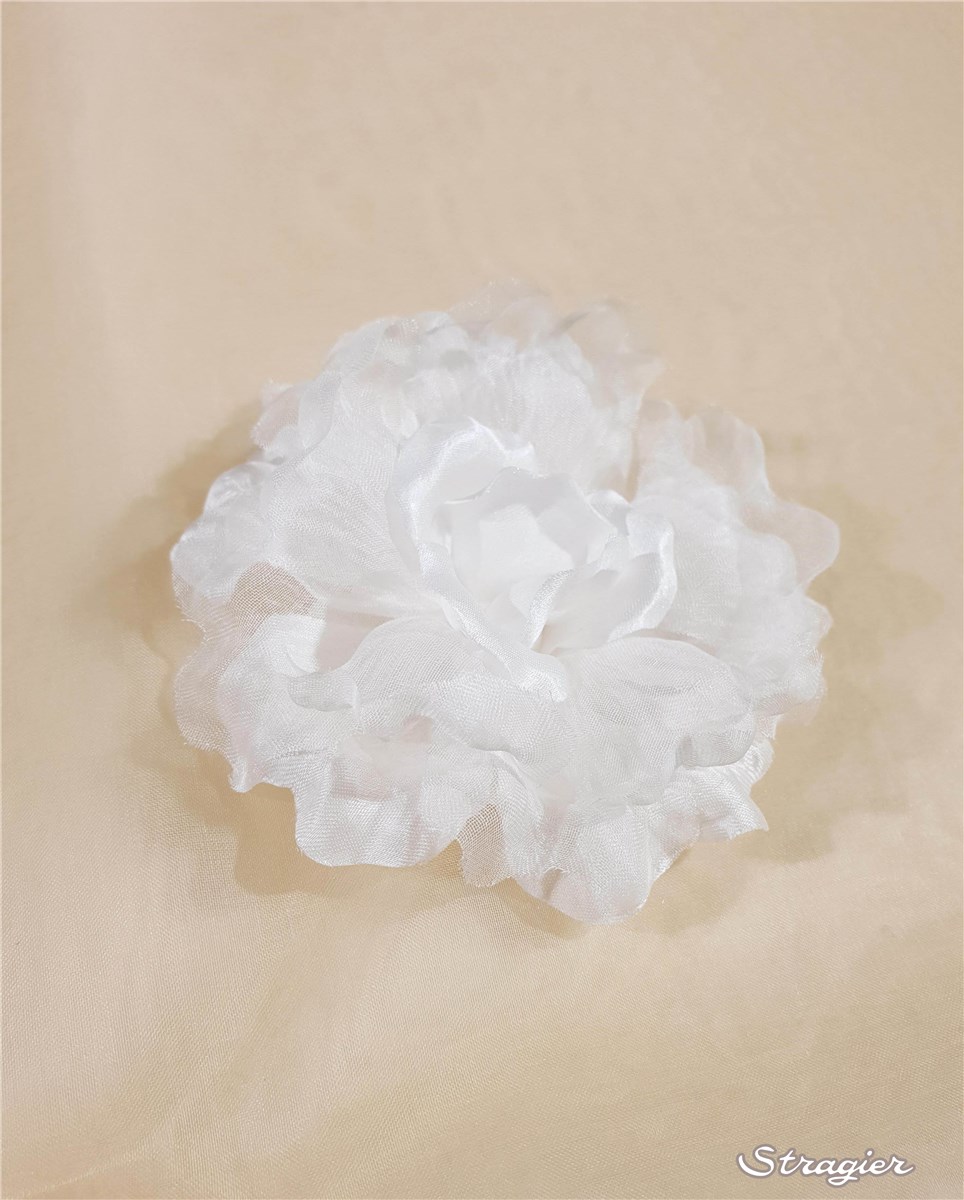 Silk Artificial Flower - Handmade - Solène - Stragier Pale Ivory - 8 cm