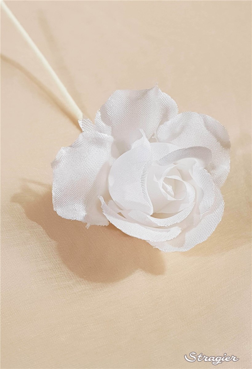 Silk Artificial Flower - Handmade - Rose 6 - Stragier Pale Ivory - 4 cm