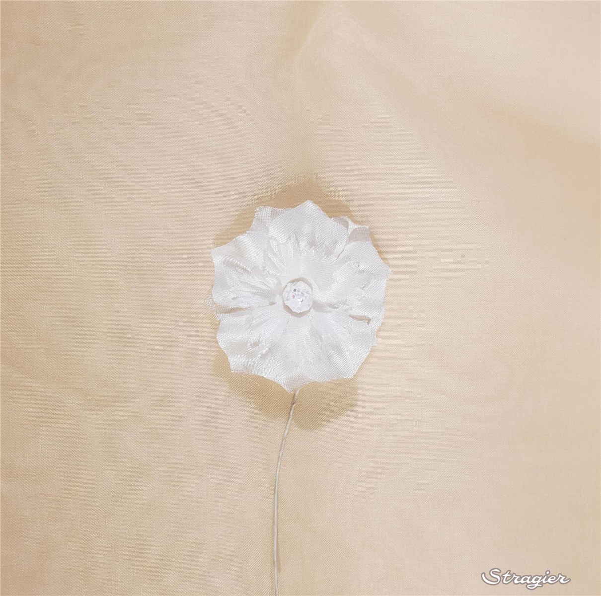 Fleur en Soie - faite main - Elba - Ivoire clair Stragier - 3,5 cm