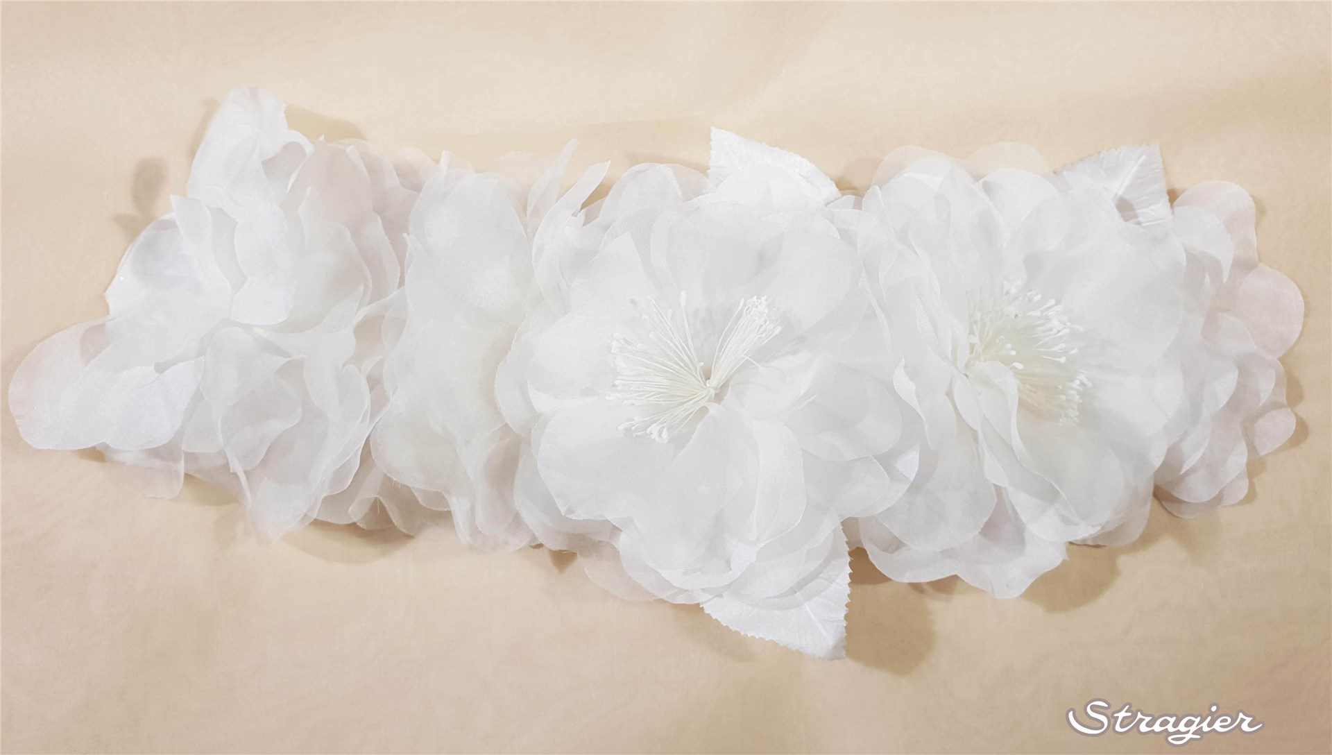 Fleur en Soie - faite main - Babette - Bande - 12cm x 35cm - Ivoire clair Stragier