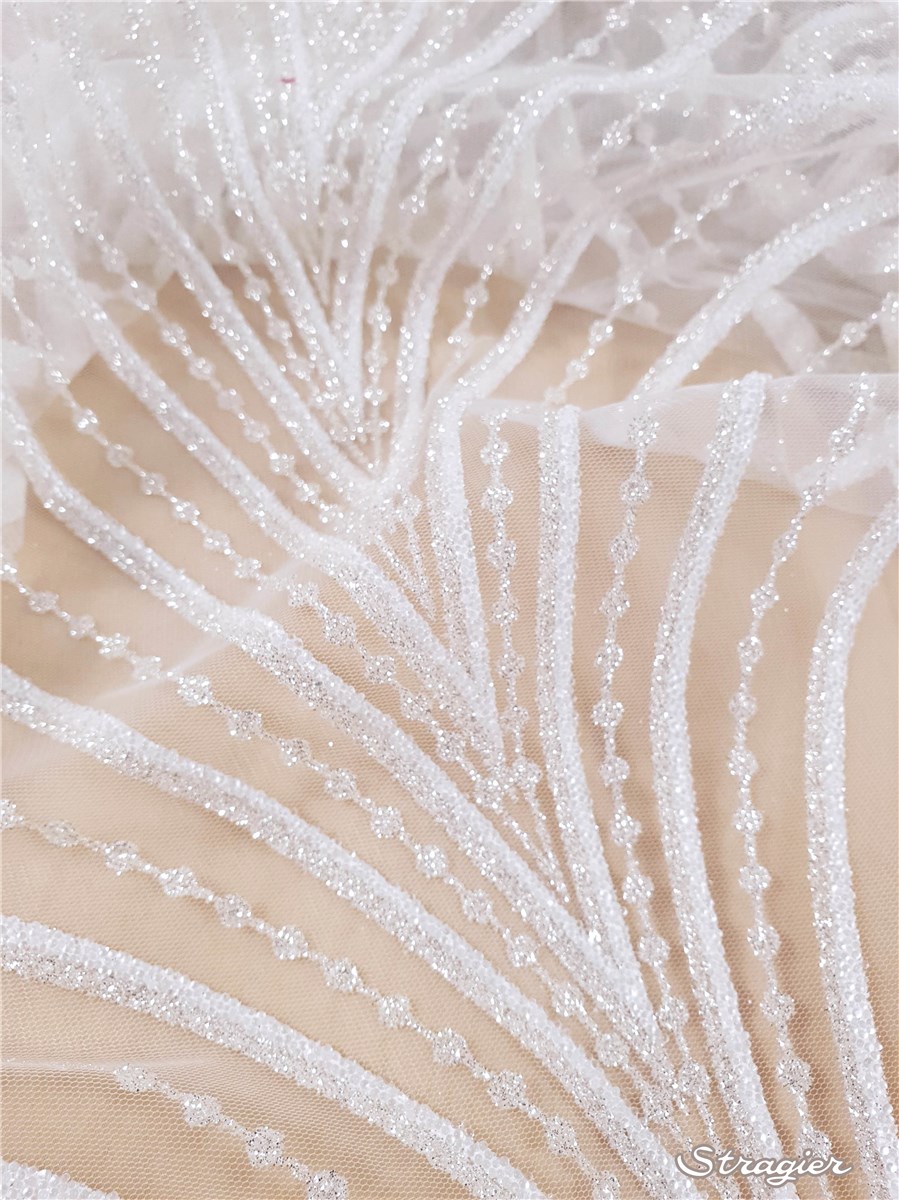 Tulle fin incrusté de mini Perles et micro Paillettes - Francigenum - Porcelaine-Platine
