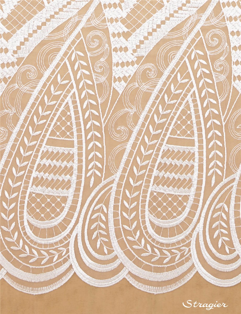 Broderie sur tulle fin - Ferillia - Porcelaine Stragier - 135 cm