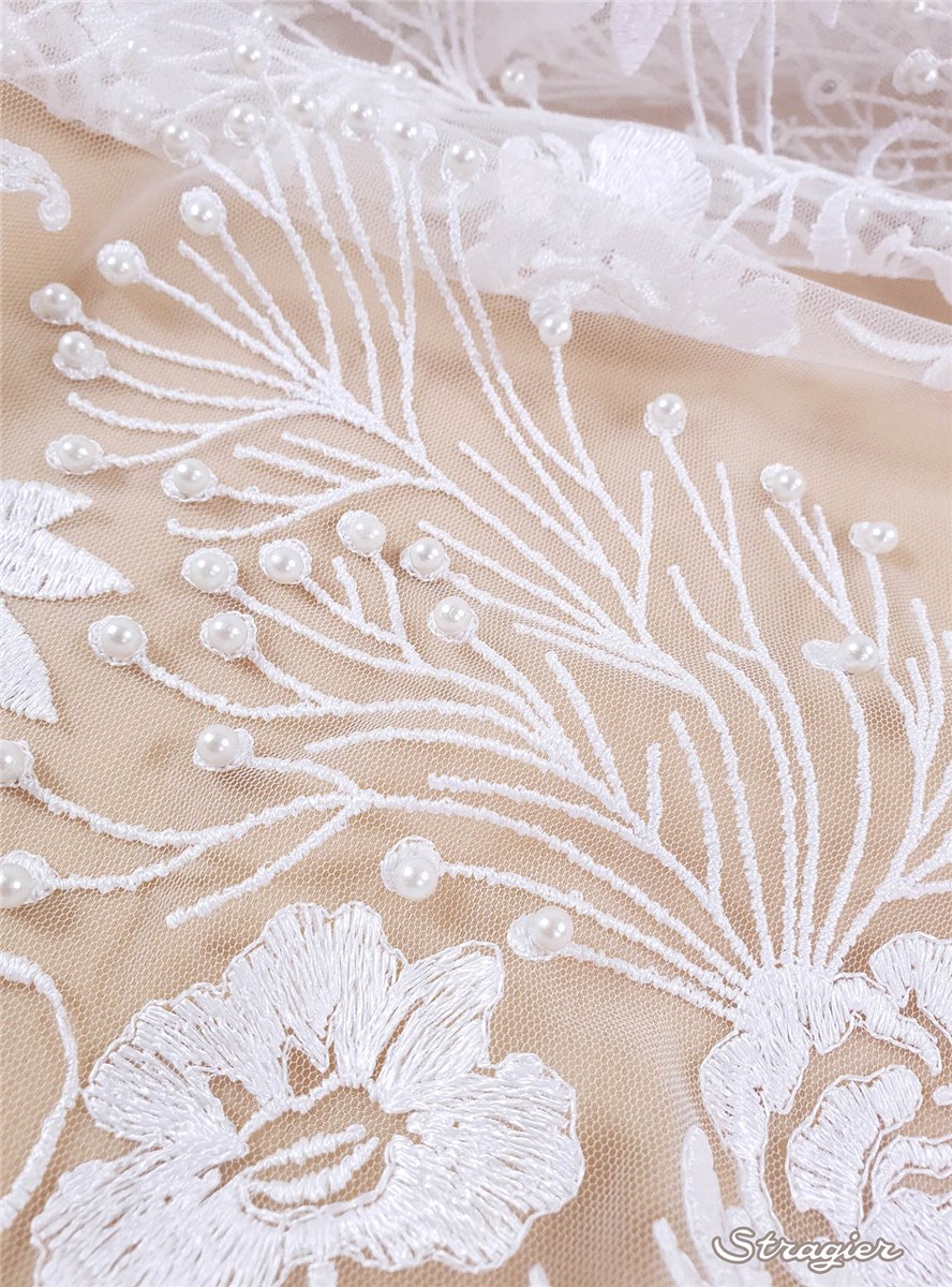 Tulle brodé et perlé - Aquaflora - Porcelaine Stragier - 140 cm