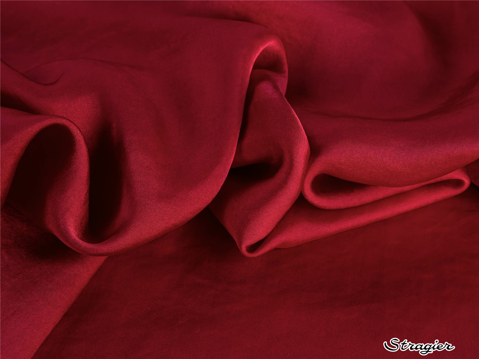 Satin Crepe washed - flowing - uni - Rouge Rubis