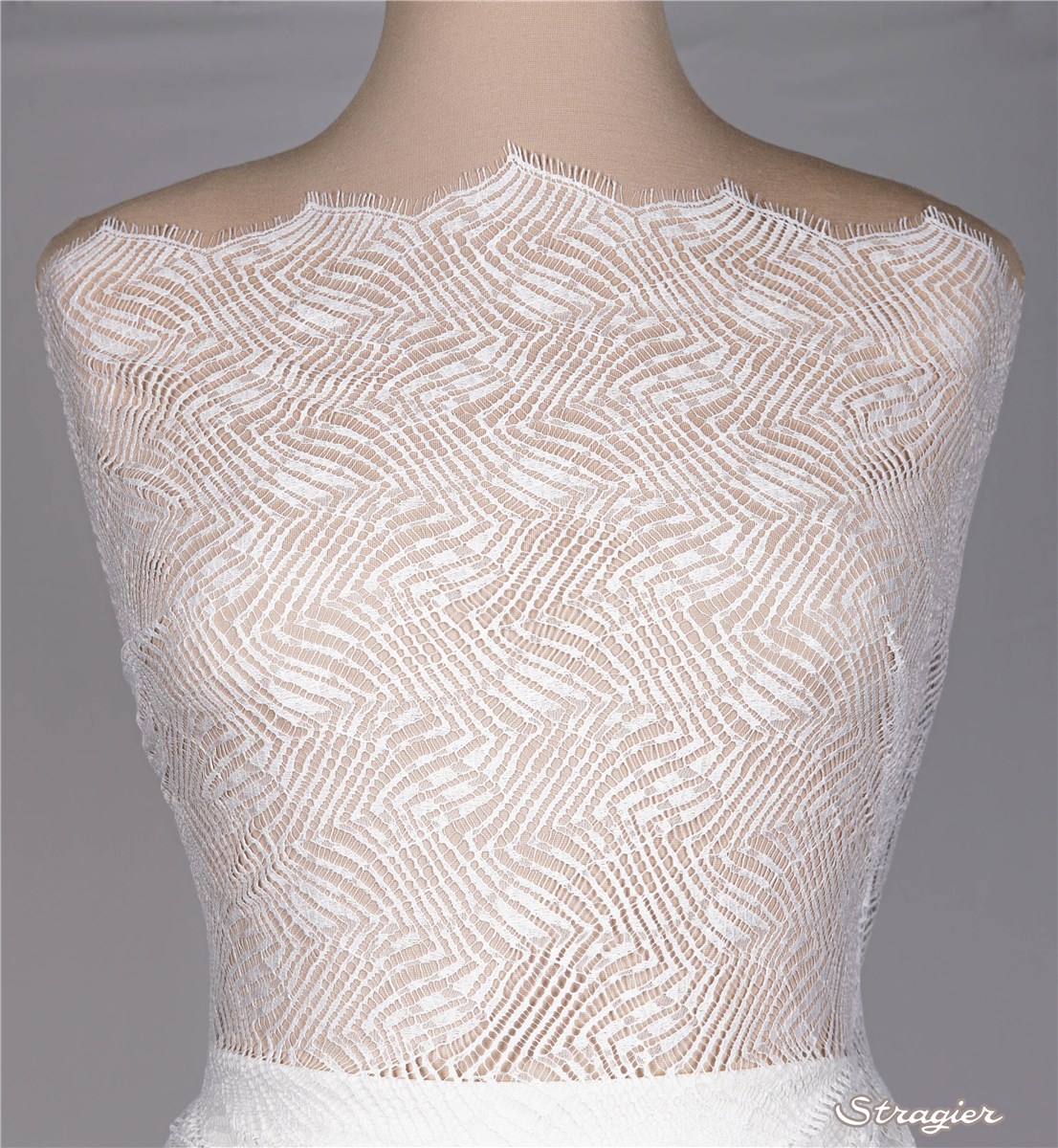 Calais Lace - Pablo - Stragier Pale Ivory - 94 cm