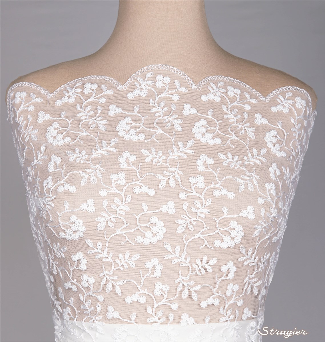 Broderie sur tulle fin - Nellinelle - Ivoire-Blanc - 130 cm