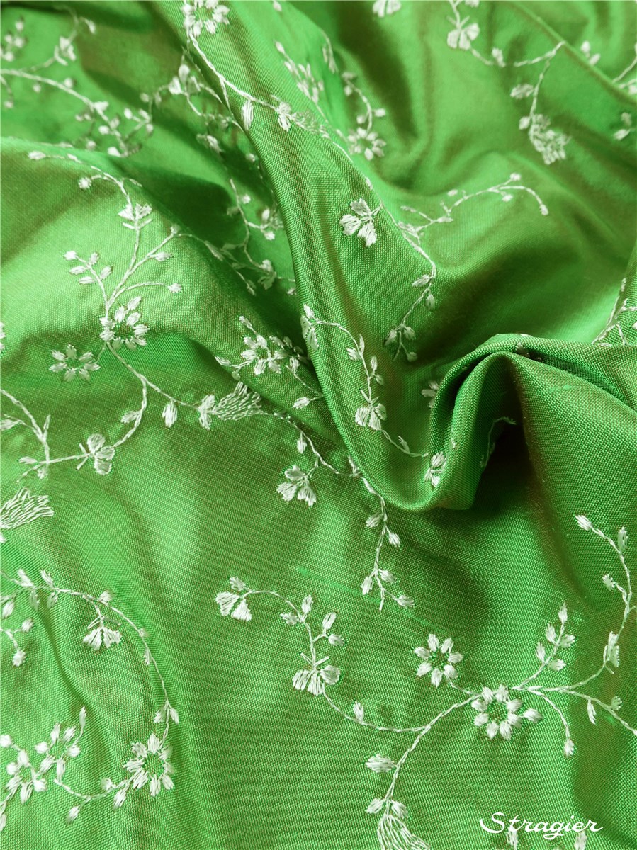 Embroidered Silk - Colibri - Leaf-Porcelaine