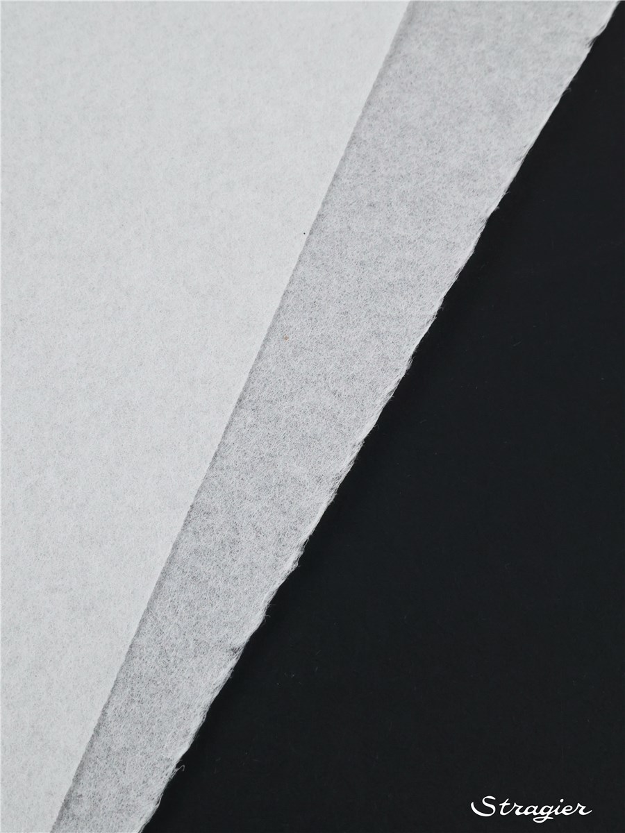 Non-tissé à déchirer pour broderie - léger - Uni - Blanc