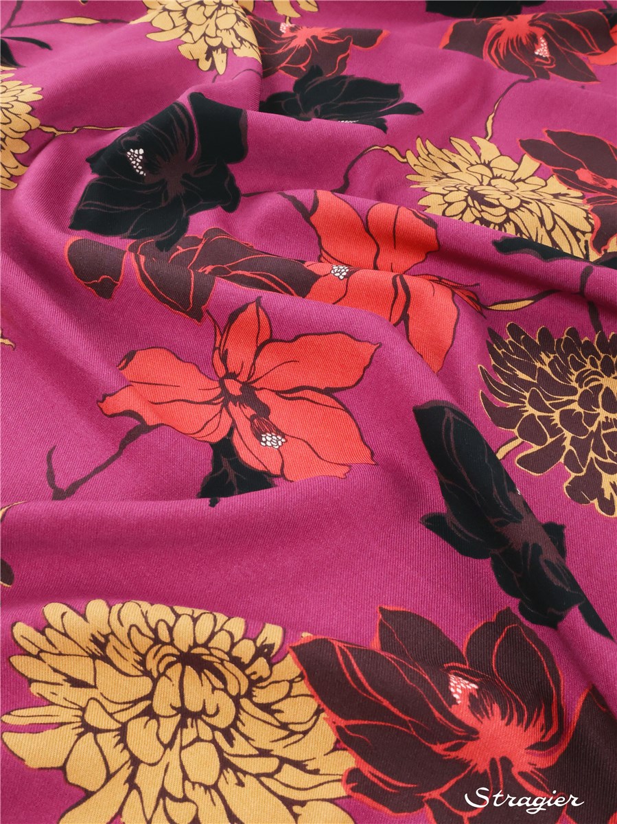 Twill - smooth - Viscose - Paolina - Magenta