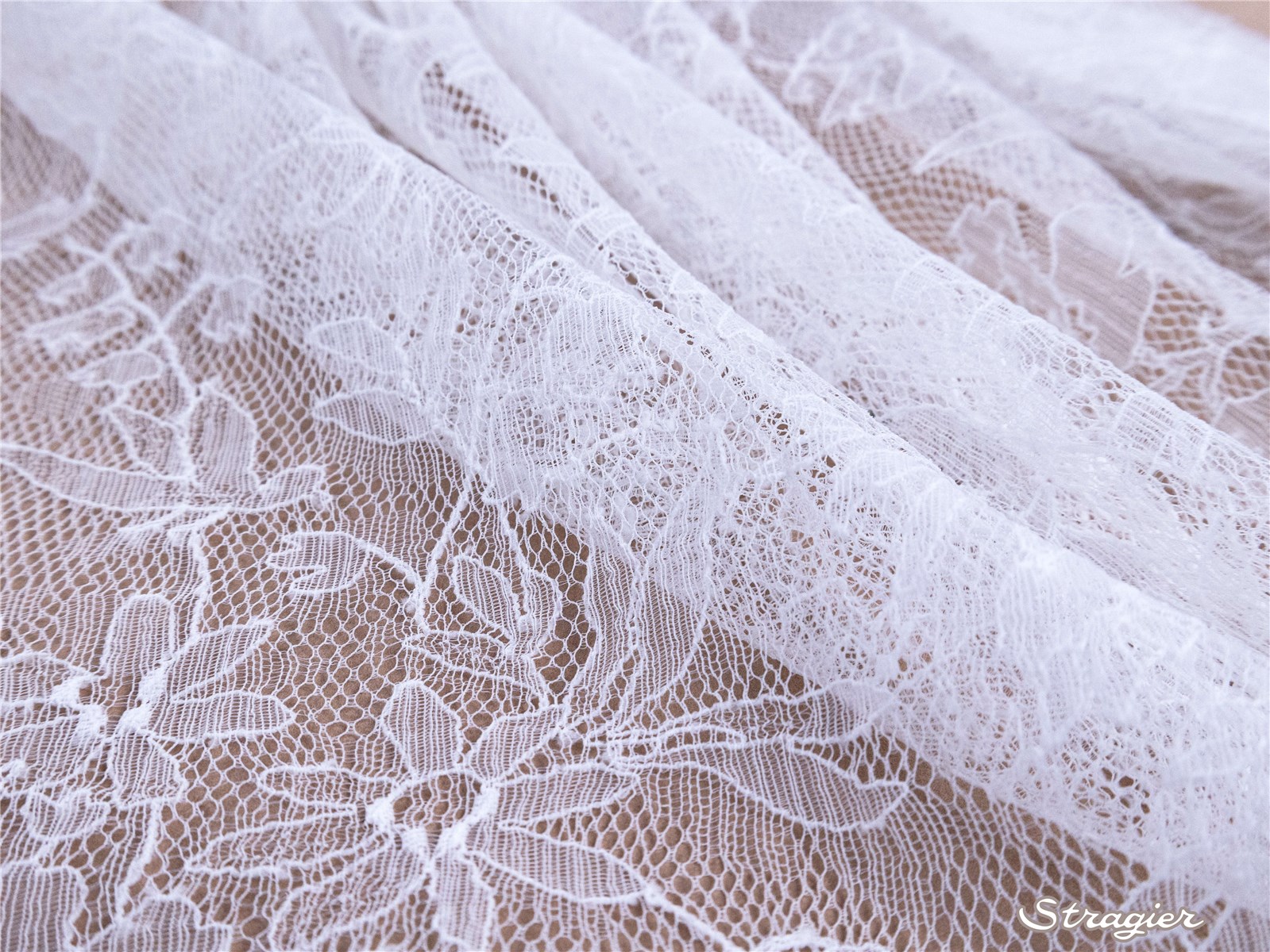 Dentelle extensible Haute Couture - Clara - Ivoire clair Stragier