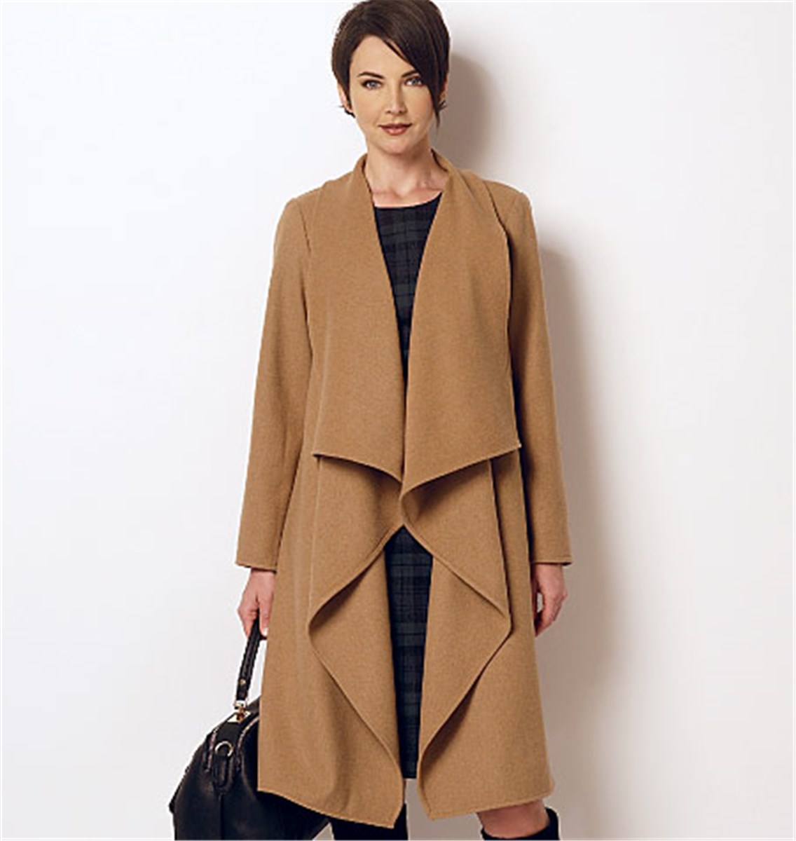 Patron Butterick - B6244B5 -  - (18W-20W-22W-24W) 