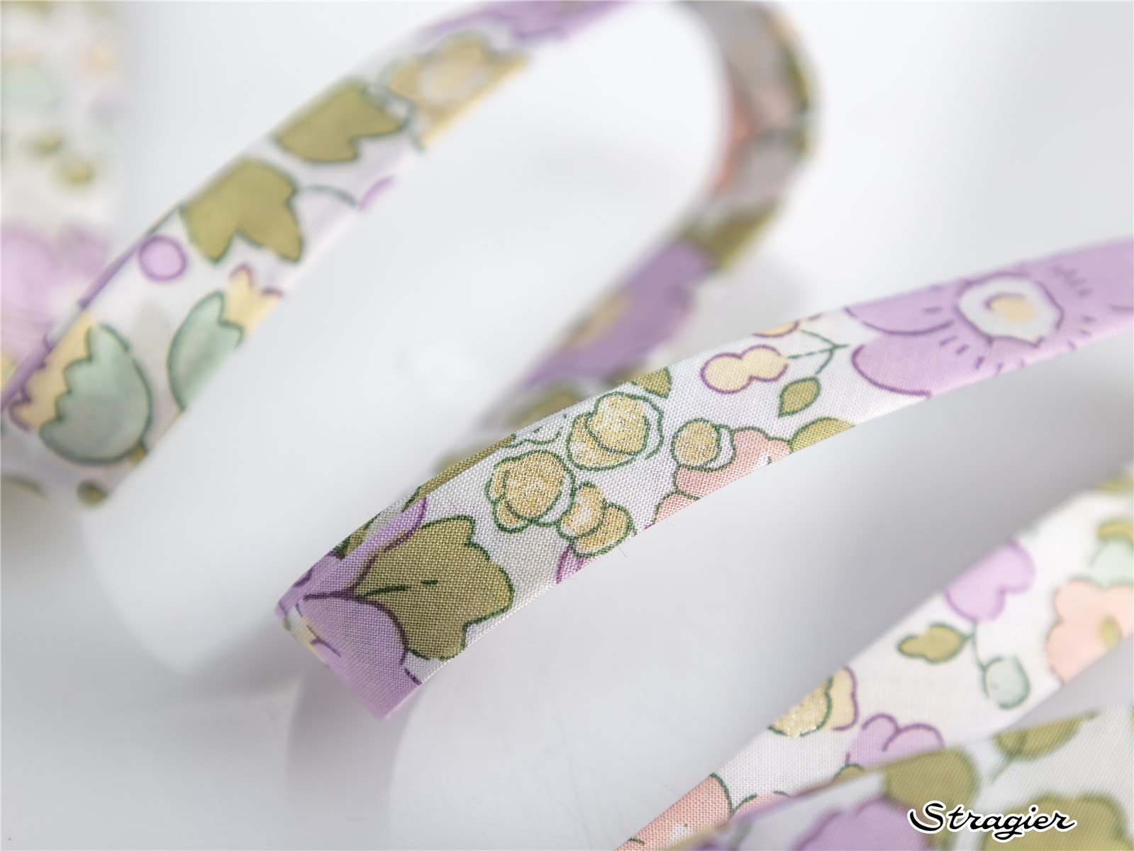 Biais Liberty - 2019 Betsy - Lilas Or clair irisé - 10 mm